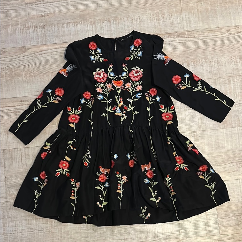 Zara Black and Red Long Sleeve Crew Neck Sundress